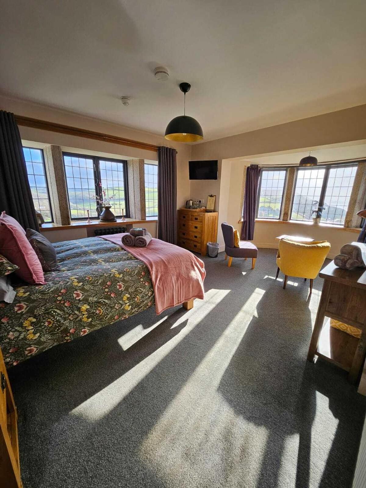 Отель Widemouth Manor Буде Номер фото